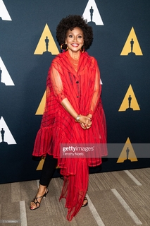 Jenifer Lewis feet photo 11