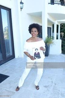 Jenifer Lewis feet photo 5