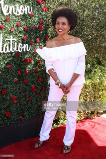 Jenifer Lewis feet photo 4
