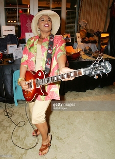 Jenifer Lewis feet photo 14