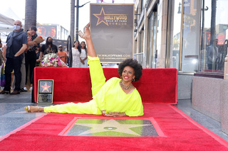 Jenifer Lewis feet photo 6