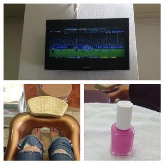 Jenn Brown feet photo thumbnail