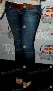Jenn Brown feet photo thumbnail