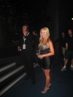 Jenn Brown feet photo thumbnail