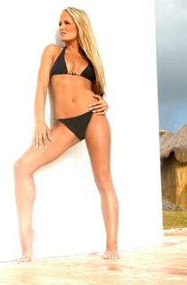 Jenn Brown feet photo thumbnail