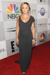 Jenn Brown feet photo thumbnail
