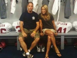 Jenn Brown feet photo thumbnail
