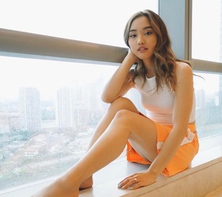 Jenn Im feet photo 7