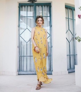 Jenn Im feet photo 5