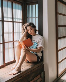 Jenn Im feet photo 8