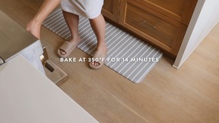 Jenn Im feet photo 3