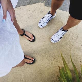 Jenn McAllister feet photo thumbnail