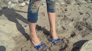 Jenn McAllister feet photo thumbnail
