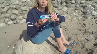 Jenn McAllister feet photo thumbnail