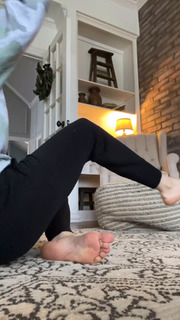 Jenn Todryk feet photo 10