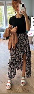 Jenn Todryk feet photo 1