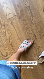 Jenn Todryk feet photo 10
