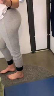 Jenn Todryk feet photo 20