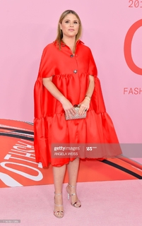 Jenna Bush Hager feet photo thumbnail