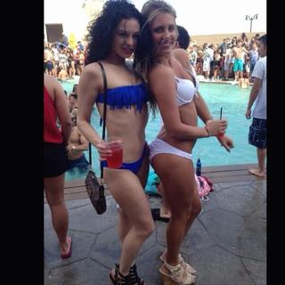 Jenna Compono feet photo 3