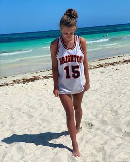 Jenna Compono feet photo 15