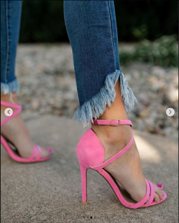 Jenna Compono feet photo 2