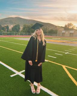 Jenna Davis feet photo thumbnail