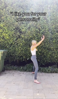 Jenna Davis feet photo thumbnail