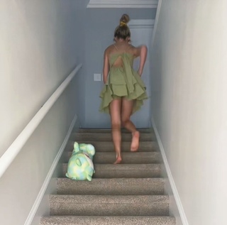 Jenna Davis feet photo thumbnail