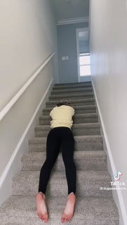 Jenna Davis feet photo thumbnail