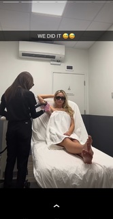 Jenna Davis feet photo thumbnail