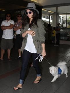 Jenna Dewan feet photo thumbnail