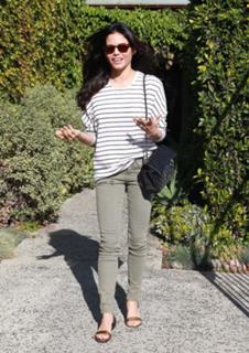 Jenna Dewan feet photo thumbnail