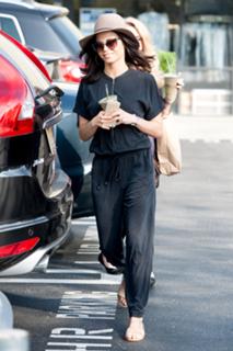 Jenna Dewan feet photo thumbnail