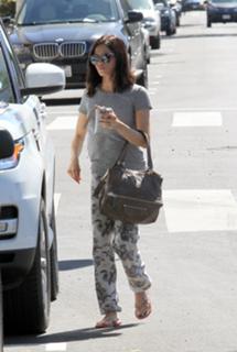 Jenna Dewan feet photo thumbnail