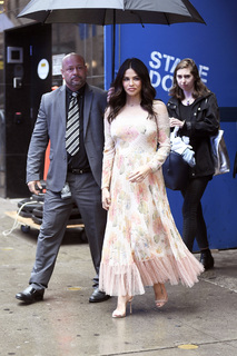 Jenna Dewan feet photo thumbnail