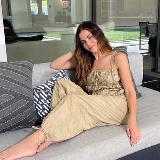 Jenna Dewan feet photo thumbnail