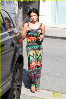 Jenna Dewan feet photo thumbnail