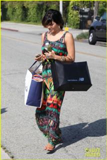 Jenna Dewan feet photo thumbnail