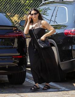 Jenna Dewan feet photo thumbnail