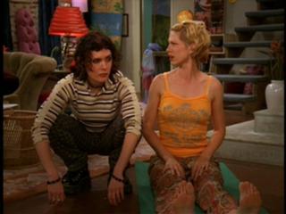 Jenna Elfman feet photo thumbnail