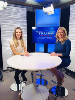 Jenna Ellis feet photo 2