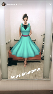 Jenna Ezarik feet photo thumbnail