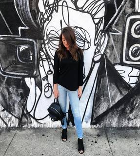 Jenna Ezarik feet photo thumbnail
