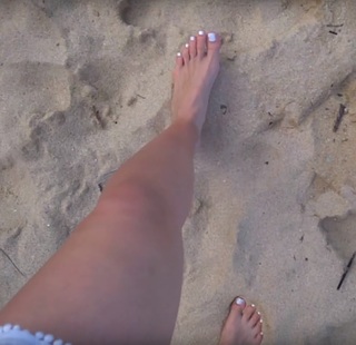 Jenna Ezarik feet photo thumbnail