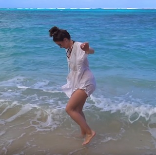 Jenna Ezarik feet photo thumbnail