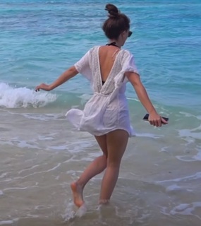 Jenna Ezarik feet photo thumbnail