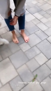 Jenna Ezarik feet photo thumbnail