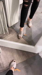 Jenna Ezarik feet photo thumbnail