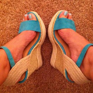Jenna Ezarik feet photo thumbnail